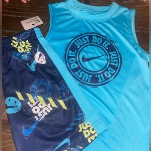 NWT boy Nike outfit